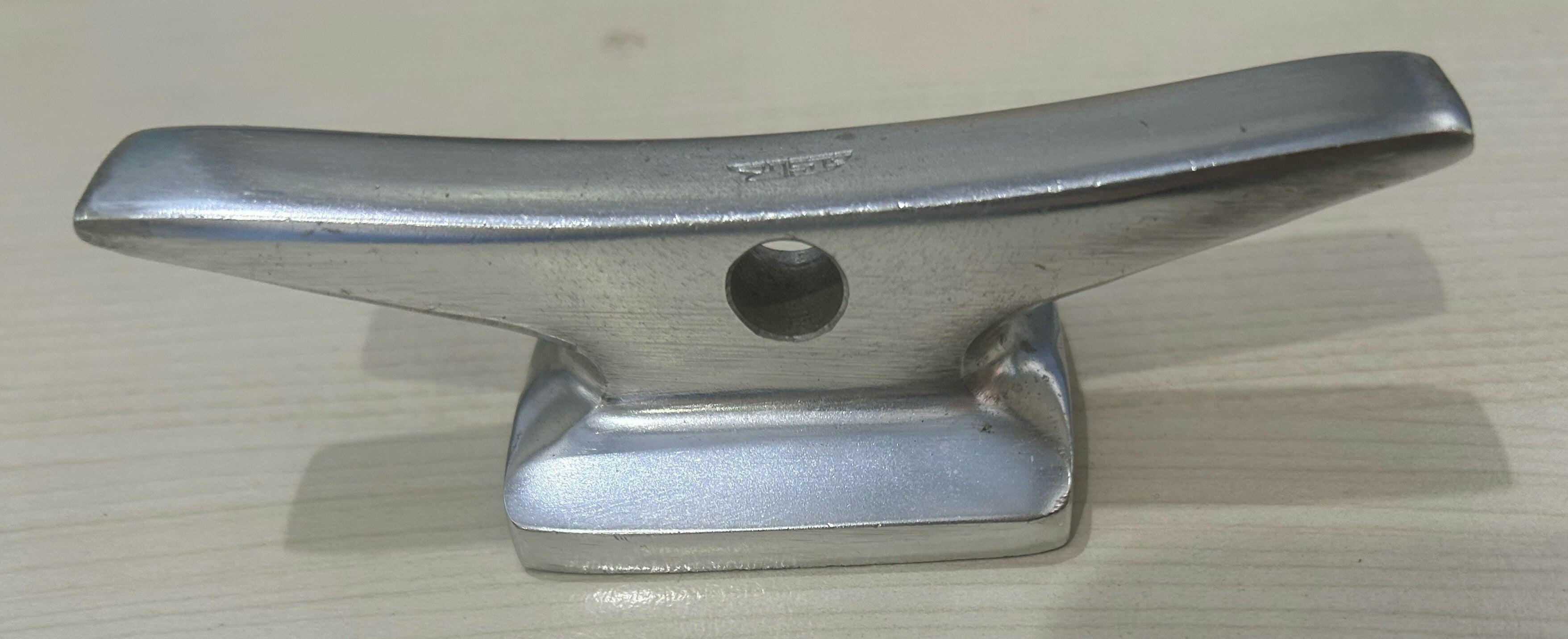 Aluminium Deck Cleat.