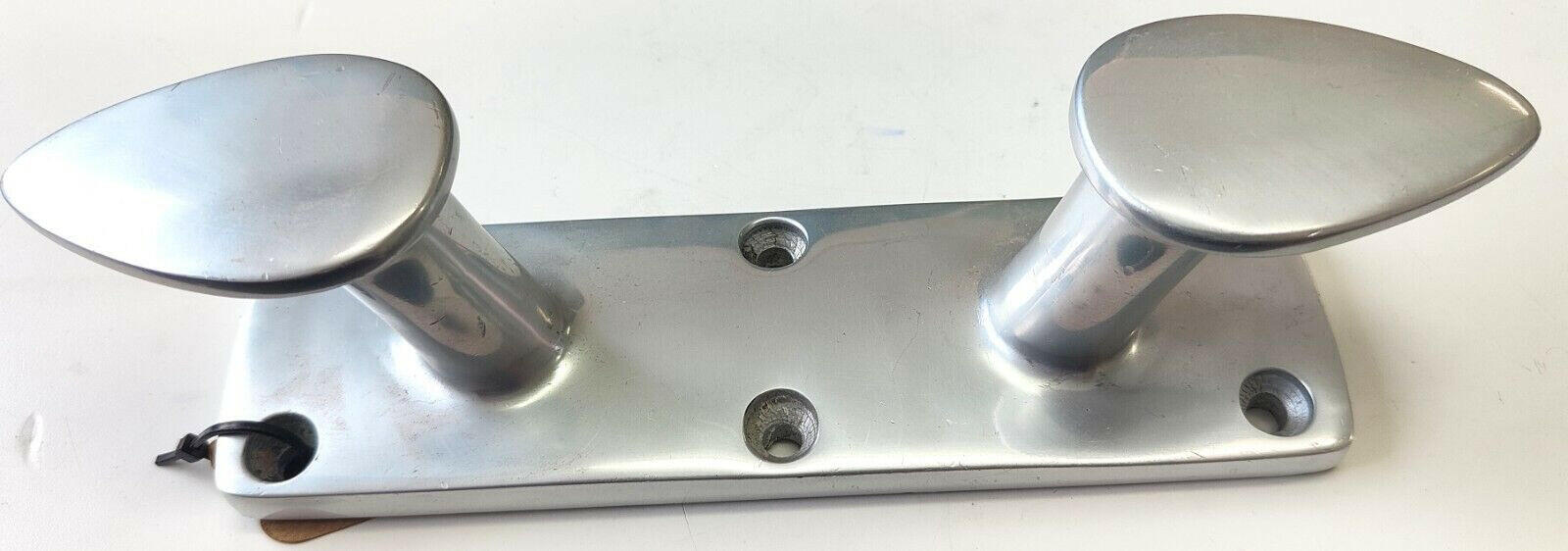 Allen Cast Aluminium Bollard Cleat.