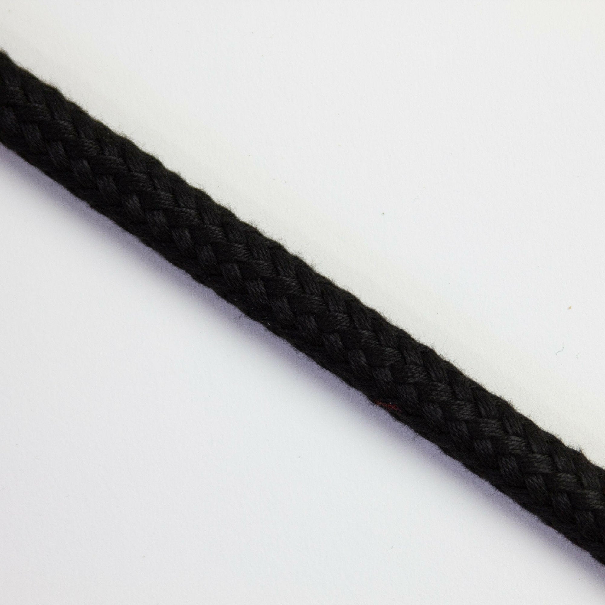 Soft Matt Braided Polyester Black 6mm.