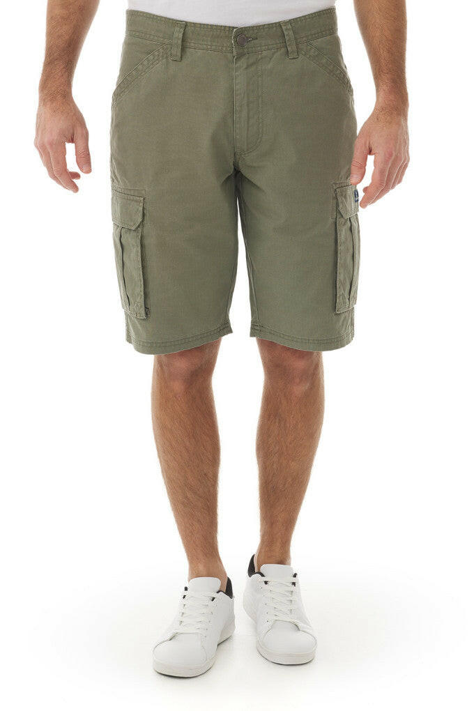 Mousqueton Donan mens cotton cargo shorts.