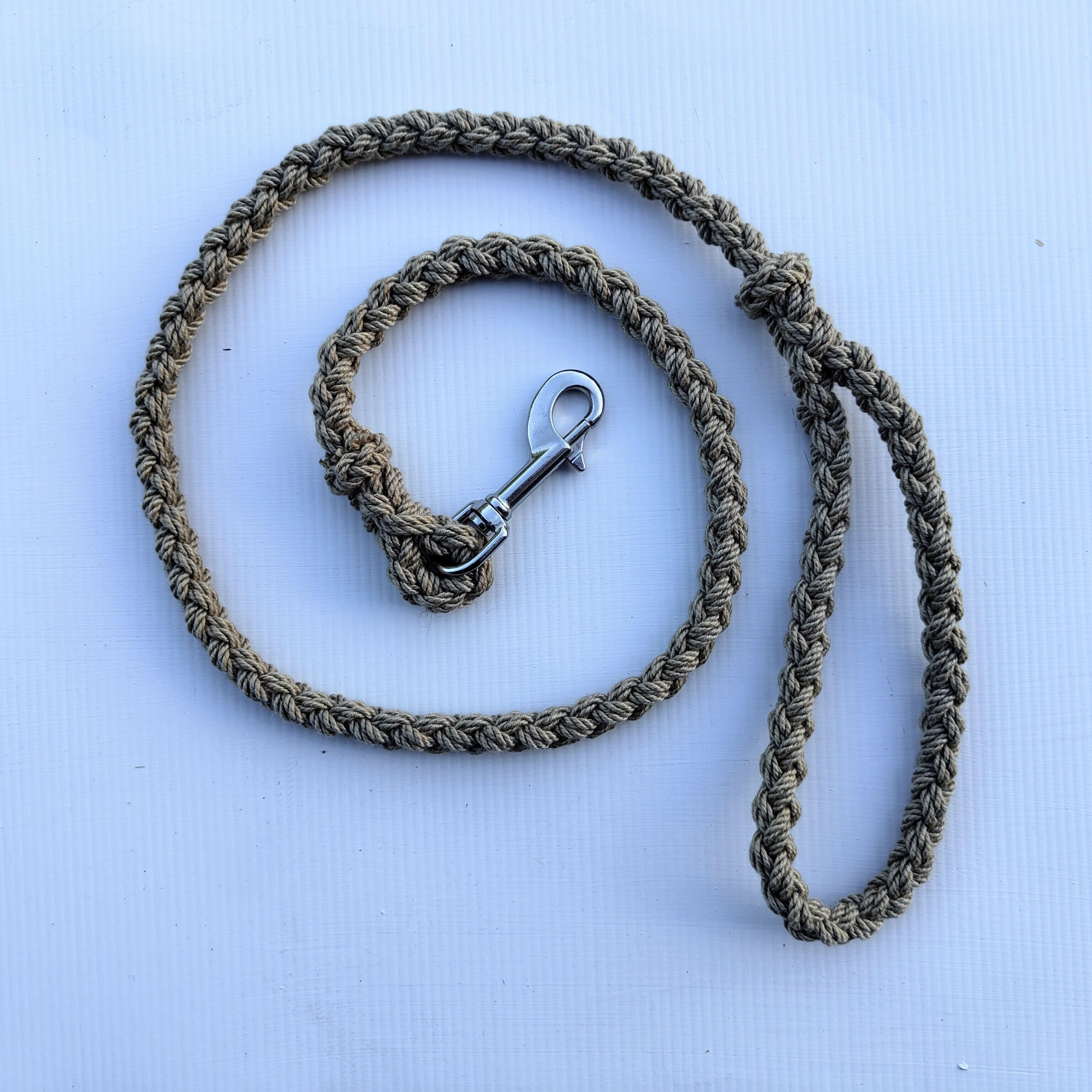 Arthur Beale Plaited Dog Leads.