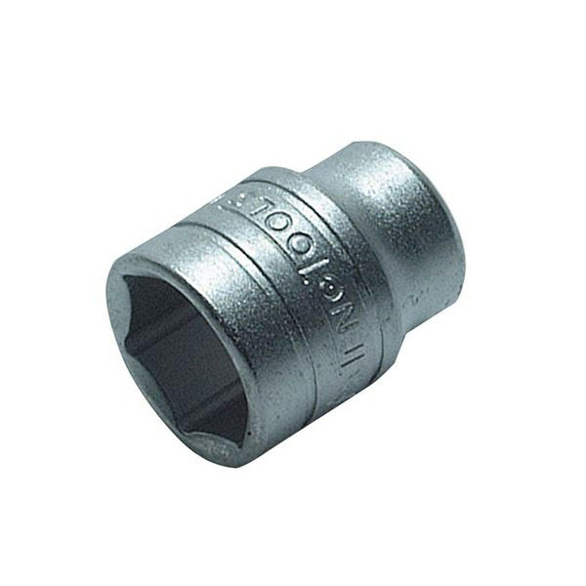 3/8" Socket - Arthur Beale