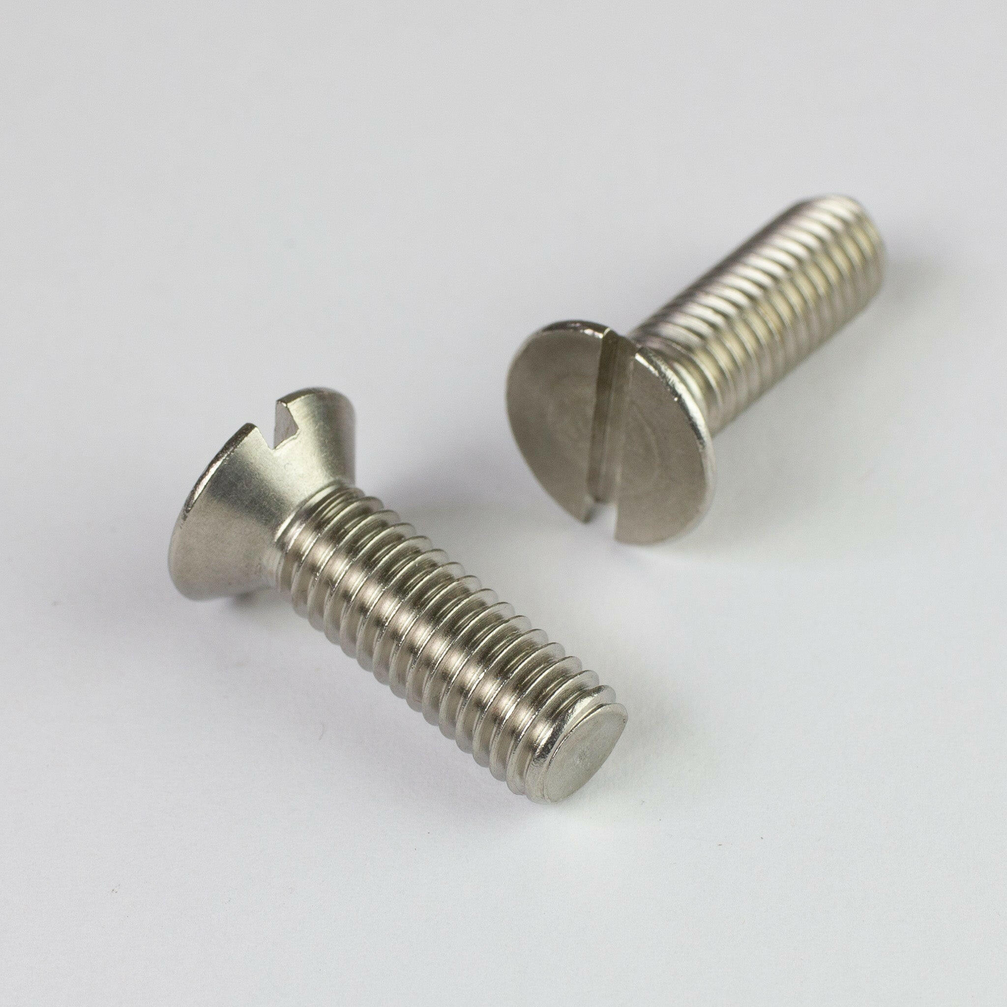 Stainless Steel Slotted Machine Screw.